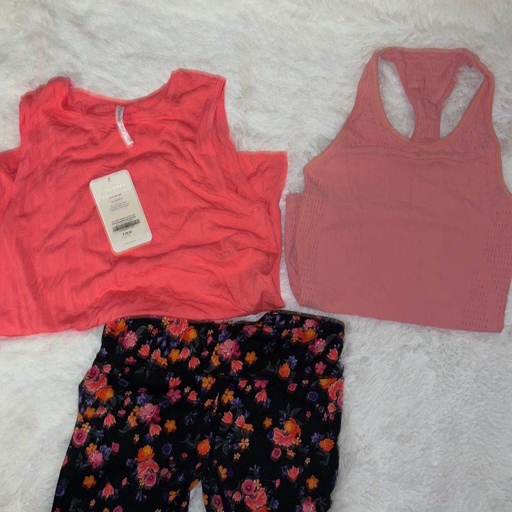 Fabletics tanks x 2 (XS and S) and leggings (small)
